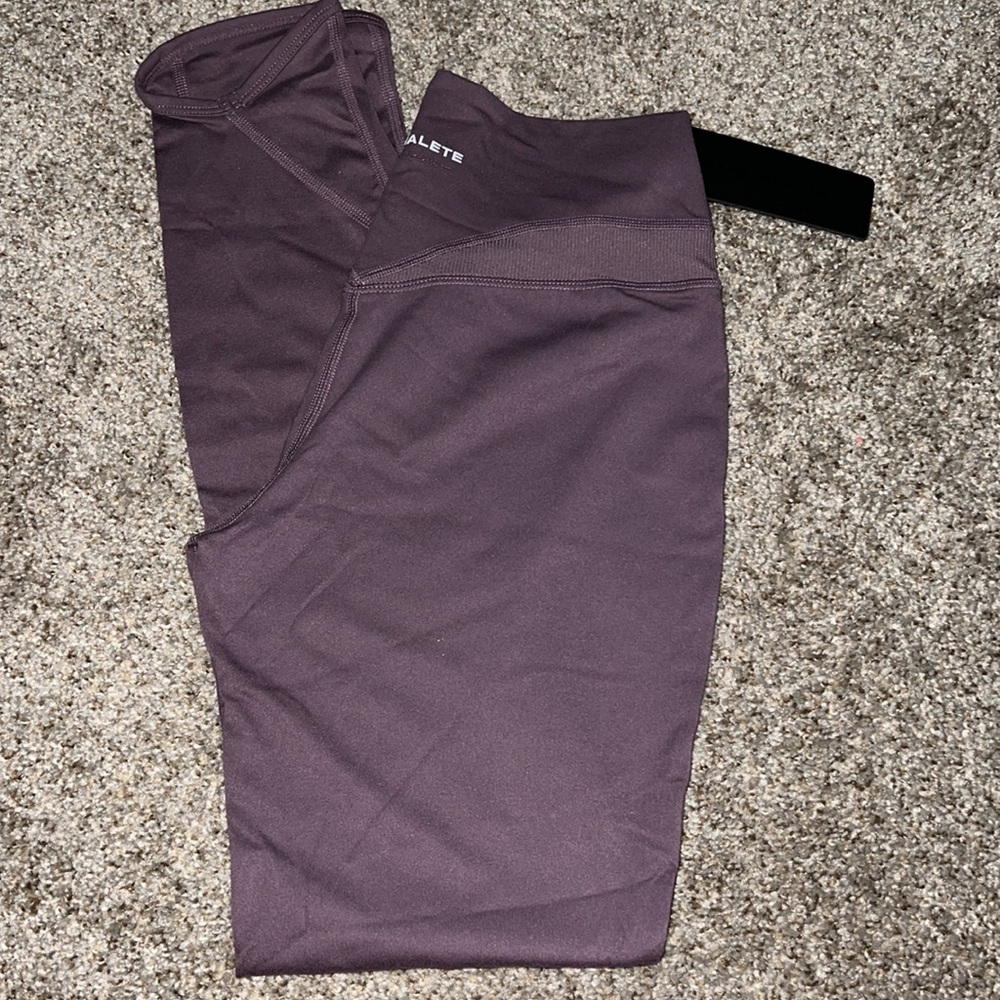 Alphalete - alphalux - Purple Plum